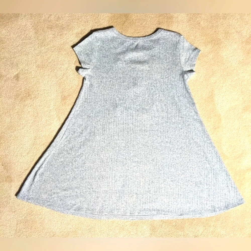 Girls Cat & Jack gray short‎ sleeve dress W/sequin puppy| size 7-8